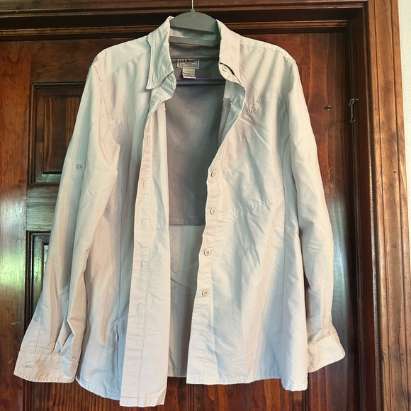 L.L. Bean Women's Light Gray Button Down Shirt - Picture 1 of 6